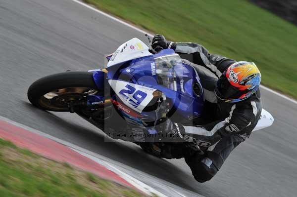 Motorcycle action photographs;Trackday digital images;event digital images;eventdigitalimages;no limits trackday;peter wileman photography;snetterton;snetterton circuit norfolk;snetterton photographs;trackday;trackday photos