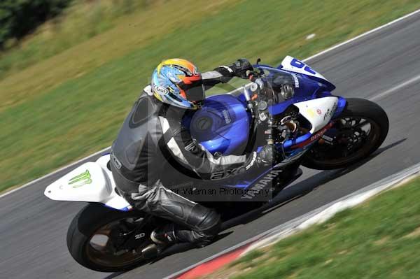 Motorcycle action photographs;Trackday digital images;event digital images;eventdigitalimages;no limits trackday;peter wileman photography;snetterton;snetterton circuit norfolk;snetterton photographs;trackday;trackday photos