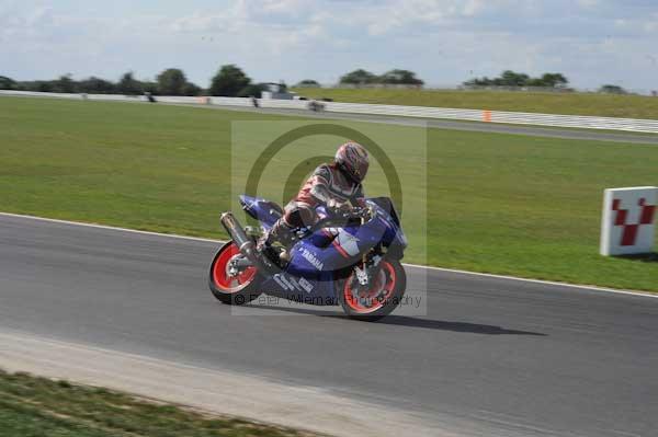 Motorcycle action photographs;Trackday digital images;event digital images;eventdigitalimages;no limits trackday;peter wileman photography;snetterton;snetterton circuit norfolk;snetterton photographs;trackday;trackday photos