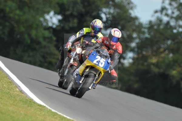 Motorcycle action photographs;Trackday digital images;event digital images;eventdigitalimages;no limits trackday;peter wileman photography;snetterton;snetterton circuit norfolk;snetterton photographs;trackday;trackday photos