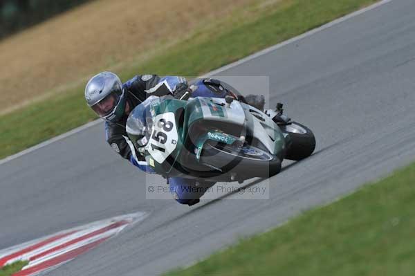 Motorcycle action photographs;Trackday digital images;event digital images;eventdigitalimages;no limits trackday;peter wileman photography;snetterton;snetterton circuit norfolk;snetterton photographs;trackday;trackday photos