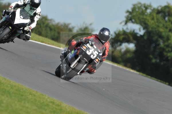 Motorcycle action photographs;Trackday digital images;event digital images;eventdigitalimages;no limits trackday;peter wileman photography;snetterton;snetterton circuit norfolk;snetterton photographs;trackday;trackday photos