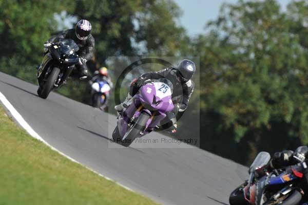 Motorcycle action photographs;Trackday digital images;event digital images;eventdigitalimages;no limits trackday;peter wileman photography;snetterton;snetterton circuit norfolk;snetterton photographs;trackday;trackday photos