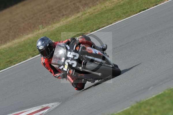 Motorcycle action photographs;Trackday digital images;event digital images;eventdigitalimages;no limits trackday;peter wileman photography;snetterton;snetterton circuit norfolk;snetterton photographs;trackday;trackday photos