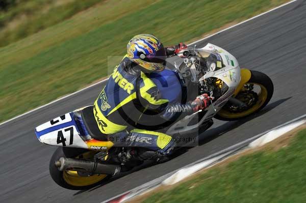 Motorcycle action photographs;Trackday digital images;event digital images;eventdigitalimages;no limits trackday;peter wileman photography;snetterton;snetterton circuit norfolk;snetterton photographs;trackday;trackday photos