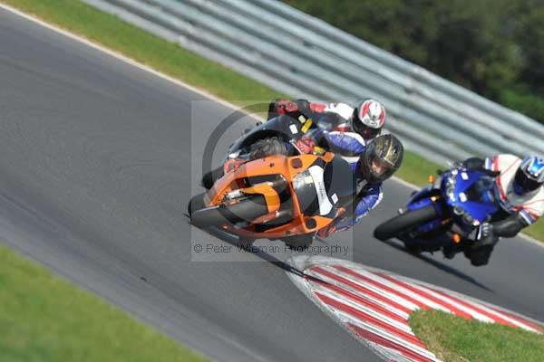 Motorcycle action photographs;Trackday digital images;event digital images;eventdigitalimages;no limits trackday;peter wileman photography;snetterton;snetterton circuit norfolk;snetterton photographs;trackday;trackday photos