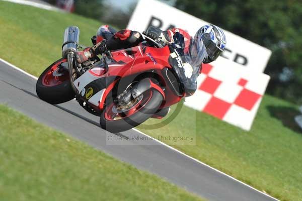 Motorcycle action photographs;Trackday digital images;event digital images;eventdigitalimages;no limits trackday;peter wileman photography;snetterton;snetterton circuit norfolk;snetterton photographs;trackday;trackday photos