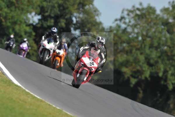 Motorcycle action photographs;Trackday digital images;event digital images;eventdigitalimages;no limits trackday;peter wileman photography;snetterton;snetterton circuit norfolk;snetterton photographs;trackday;trackday photos