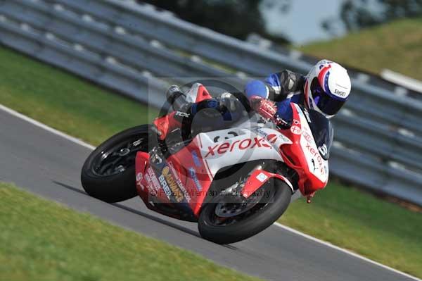 Motorcycle action photographs;Trackday digital images;event digital images;eventdigitalimages;no limits trackday;peter wileman photography;snetterton;snetterton circuit norfolk;snetterton photographs;trackday;trackday photos