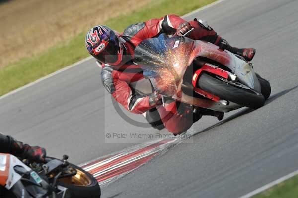 Motorcycle action photographs;Trackday digital images;event digital images;eventdigitalimages;no limits trackday;peter wileman photography;snetterton;snetterton circuit norfolk;snetterton photographs;trackday;trackday photos