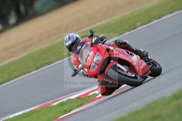 Motorcycle action photographs;Trackday digital images;event digital images;eventdigitalimages;no limits trackday;peter wileman photography;snetterton;snetterton circuit norfolk;snetterton photographs;trackday;trackday photos