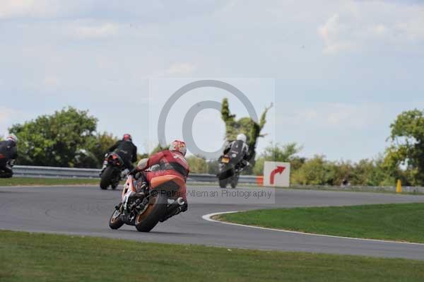 Motorcycle action photographs;Trackday digital images;event digital images;eventdigitalimages;no limits trackday;peter wileman photography;snetterton;snetterton circuit norfolk;snetterton photographs;trackday;trackday photos