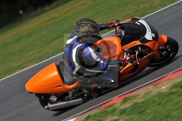 Motorcycle action photographs;Trackday digital images;event digital images;eventdigitalimages;no limits trackday;peter wileman photography;snetterton;snetterton circuit norfolk;snetterton photographs;trackday;trackday photos