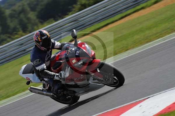 Motorcycle action photographs;Trackday digital images;event digital images;eventdigitalimages;no limits trackday;peter wileman photography;snetterton;snetterton circuit norfolk;snetterton photographs;trackday;trackday photos