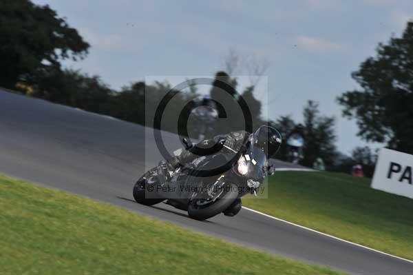 Motorcycle action photographs;Trackday digital images;event digital images;eventdigitalimages;no limits trackday;peter wileman photography;snetterton;snetterton circuit norfolk;snetterton photographs;trackday;trackday photos