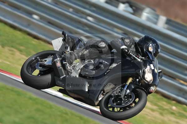 Motorcycle action photographs;Trackday digital images;event digital images;eventdigitalimages;no limits trackday;peter wileman photography;snetterton;snetterton circuit norfolk;snetterton photographs;trackday;trackday photos