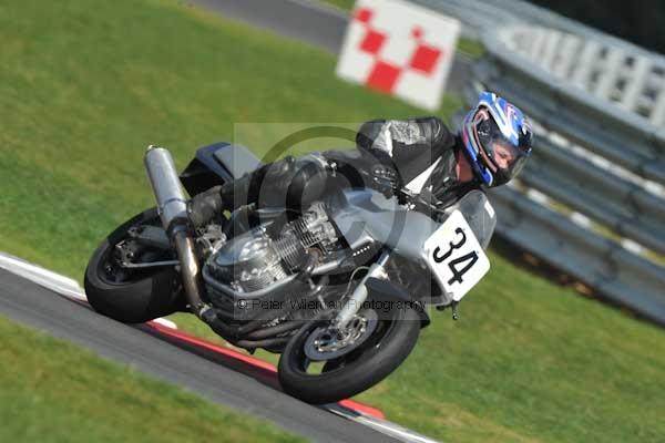 Motorcycle action photographs;Trackday digital images;event digital images;eventdigitalimages;no limits trackday;peter wileman photography;snetterton;snetterton circuit norfolk;snetterton photographs;trackday;trackday photos
