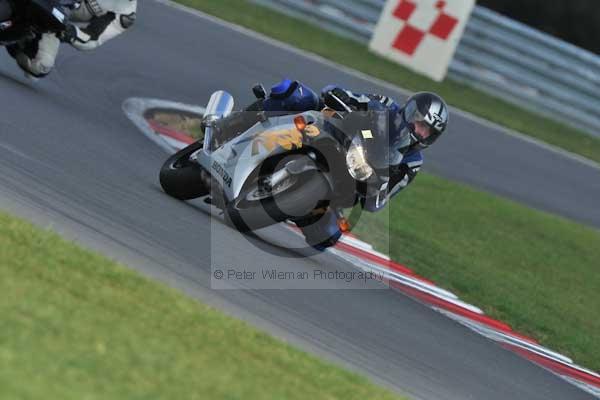 Motorcycle action photographs;Trackday digital images;event digital images;eventdigitalimages;no limits trackday;peter wileman photography;snetterton;snetterton circuit norfolk;snetterton photographs;trackday;trackday photos