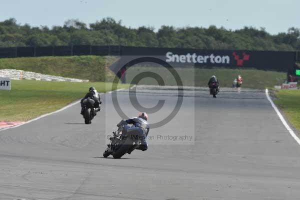 Motorcycle action photographs;Trackday digital images;event digital images;eventdigitalimages;no limits trackday;peter wileman photography;snetterton;snetterton circuit norfolk;snetterton photographs;trackday;trackday photos