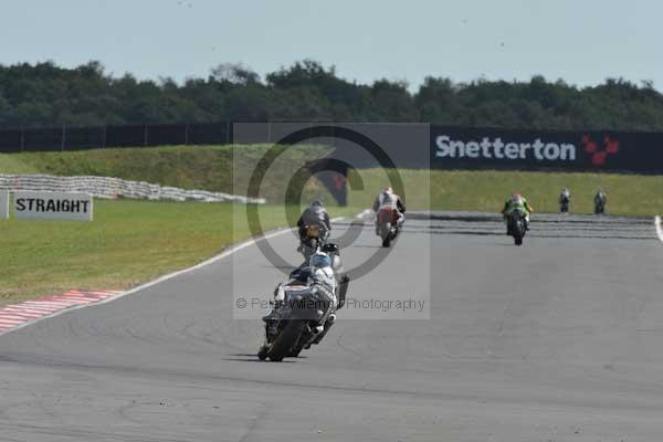 Motorcycle action photographs;Trackday digital images;event digital images;eventdigitalimages;no limits trackday;peter wileman photography;snetterton;snetterton circuit norfolk;snetterton photographs;trackday;trackday photos