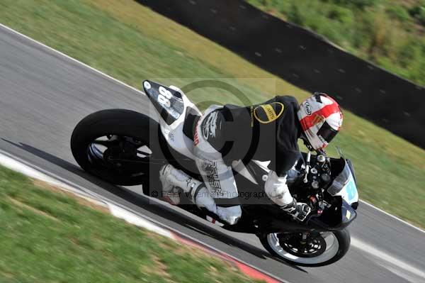 Motorcycle action photographs;Trackday digital images;event digital images;eventdigitalimages;no limits trackday;peter wileman photography;snetterton;snetterton circuit norfolk;snetterton photographs;trackday;trackday photos
