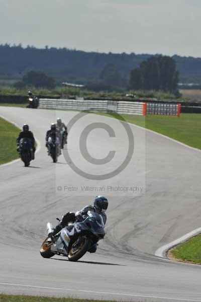 Motorcycle action photographs;Trackday digital images;event digital images;eventdigitalimages;no limits trackday;peter wileman photography;snetterton;snetterton circuit norfolk;snetterton photographs;trackday;trackday photos