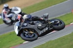 Motorcycle-action-photographs;Trackday-digital-images;event-digital-images;eventdigitalimages;no-limits-trackday;peter-wileman-photography;snetterton;snetterton-circuit-norfolk;snetterton-photographs;trackday;trackday-photos