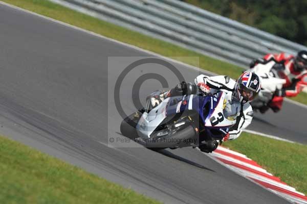 Motorcycle action photographs;Trackday digital images;event digital images;eventdigitalimages;no limits trackday;peter wileman photography;snetterton;snetterton circuit norfolk;snetterton photographs;trackday;trackday photos