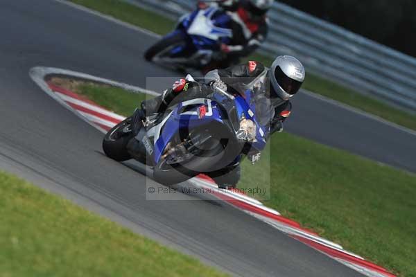 Motorcycle action photographs;Trackday digital images;event digital images;eventdigitalimages;no limits trackday;peter wileman photography;snetterton;snetterton circuit norfolk;snetterton photographs;trackday;trackday photos