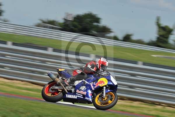 Motorcycle action photographs;Trackday digital images;event digital images;eventdigitalimages;no limits trackday;peter wileman photography;snetterton;snetterton circuit norfolk;snetterton photographs;trackday;trackday photos