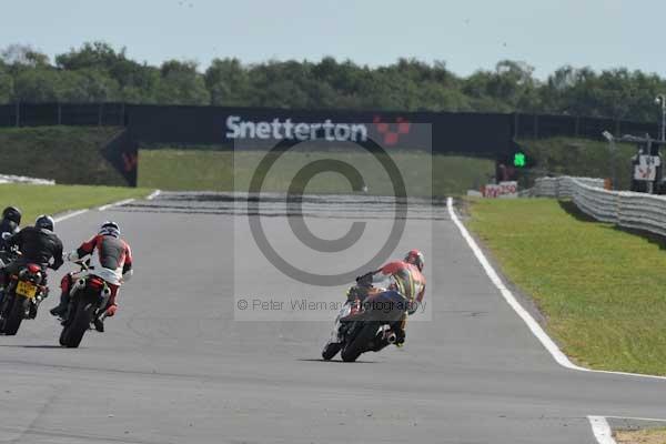Motorcycle action photographs;Trackday digital images;event digital images;eventdigitalimages;no limits trackday;peter wileman photography;snetterton;snetterton circuit norfolk;snetterton photographs;trackday;trackday photos