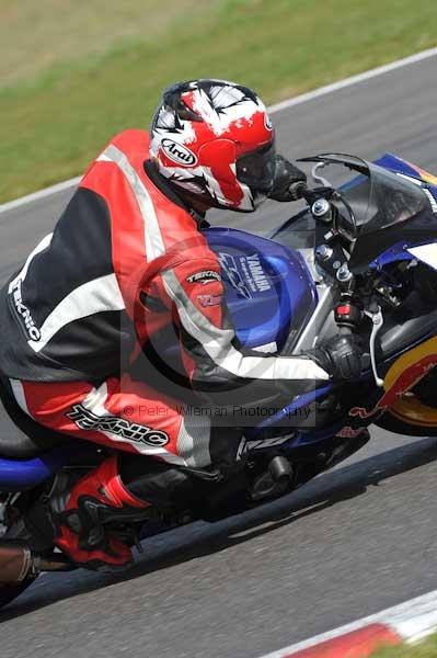 Motorcycle action photographs;Trackday digital images;event digital images;eventdigitalimages;no limits trackday;peter wileman photography;snetterton;snetterton circuit norfolk;snetterton photographs;trackday;trackday photos