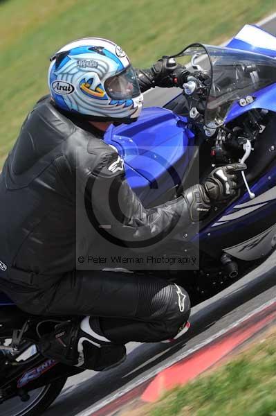 Motorcycle action photographs;Trackday digital images;event digital images;eventdigitalimages;no limits trackday;peter wileman photography;snetterton;snetterton circuit norfolk;snetterton photographs;trackday;trackday photos