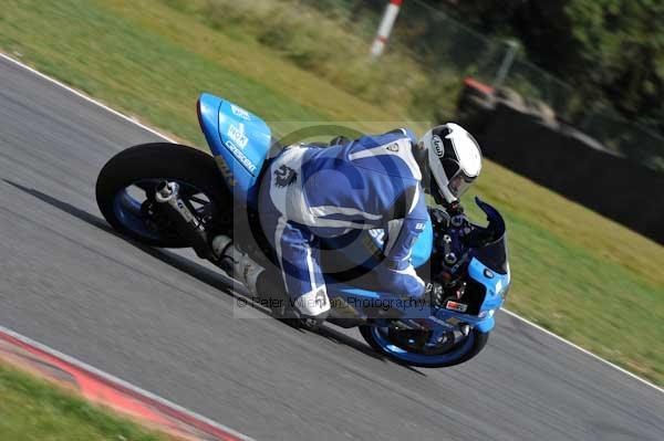Motorcycle action photographs;Trackday digital images;event digital images;eventdigitalimages;no limits trackday;peter wileman photography;snetterton;snetterton circuit norfolk;snetterton photographs;trackday;trackday photos