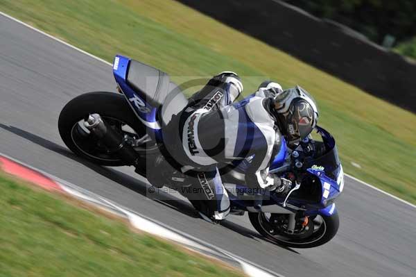 Motorcycle action photographs;Trackday digital images;event digital images;eventdigitalimages;no limits trackday;peter wileman photography;snetterton;snetterton circuit norfolk;snetterton photographs;trackday;trackday photos