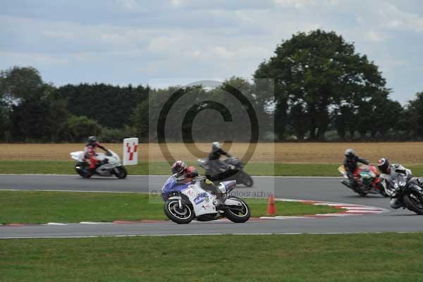 Motorcycle action photographs;Trackday digital images;event digital images;eventdigitalimages;no limits trackday;peter wileman photography;snetterton;snetterton circuit norfolk;snetterton photographs;trackday;trackday photos