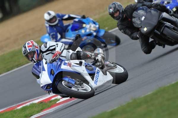 Motorcycle action photographs;Trackday digital images;event digital images;eventdigitalimages;no limits trackday;peter wileman photography;snetterton;snetterton circuit norfolk;snetterton photographs;trackday;trackday photos