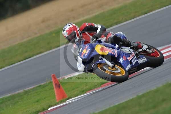 Motorcycle action photographs;Trackday digital images;event digital images;eventdigitalimages;no limits trackday;peter wileman photography;snetterton;snetterton circuit norfolk;snetterton photographs;trackday;trackday photos