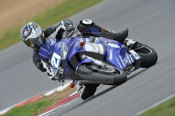 Motorcycle action photographs;Trackday digital images;event digital images;eventdigitalimages;no limits trackday;peter wileman photography;snetterton;snetterton circuit norfolk;snetterton photographs;trackday;trackday photos