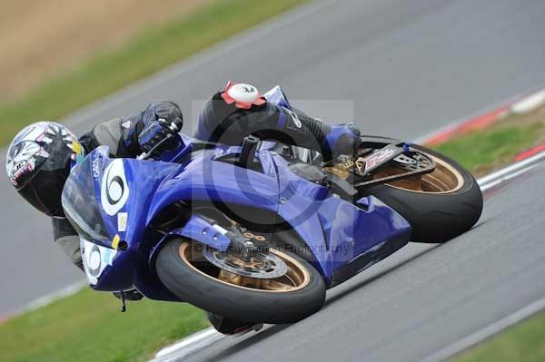 Motorcycle action photographs;Trackday digital images;event digital images;eventdigitalimages;no limits trackday;peter wileman photography;snetterton;snetterton circuit norfolk;snetterton photographs;trackday;trackday photos