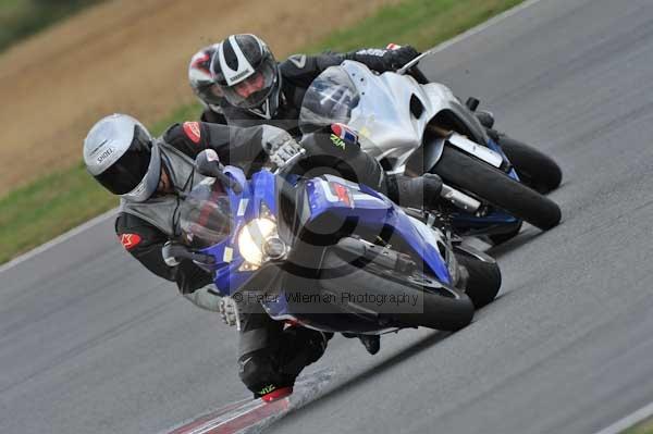 Motorcycle action photographs;Trackday digital images;event digital images;eventdigitalimages;no limits trackday;peter wileman photography;snetterton;snetterton circuit norfolk;snetterton photographs;trackday;trackday photos