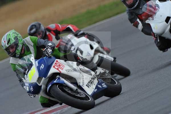 Motorcycle action photographs;Trackday digital images;event digital images;eventdigitalimages;no limits trackday;peter wileman photography;snetterton;snetterton circuit norfolk;snetterton photographs;trackday;trackday photos