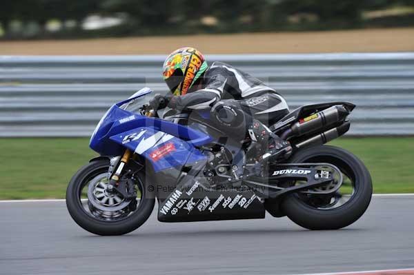 Motorcycle action photographs;Trackday digital images;event digital images;eventdigitalimages;no limits trackday;peter wileman photography;snetterton;snetterton circuit norfolk;snetterton photographs;trackday;trackday photos