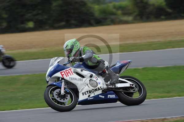 Motorcycle action photographs;Trackday digital images;event digital images;eventdigitalimages;no limits trackday;peter wileman photography;snetterton;snetterton circuit norfolk;snetterton photographs;trackday;trackday photos