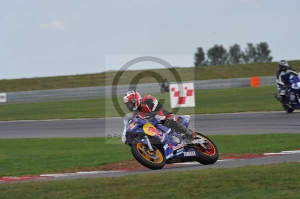 Motorcycle action photographs;Trackday digital images;event digital images;eventdigitalimages;no limits trackday;peter wileman photography;snetterton;snetterton circuit norfolk;snetterton photographs;trackday;trackday photos