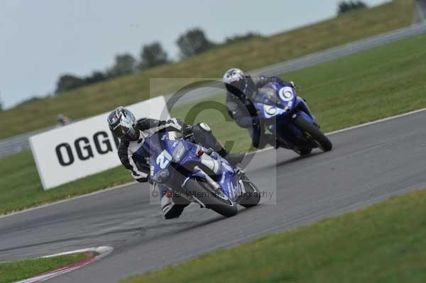 Motorcycle action photographs;Trackday digital images;event digital images;eventdigitalimages;no limits trackday;peter wileman photography;snetterton;snetterton circuit norfolk;snetterton photographs;trackday;trackday photos