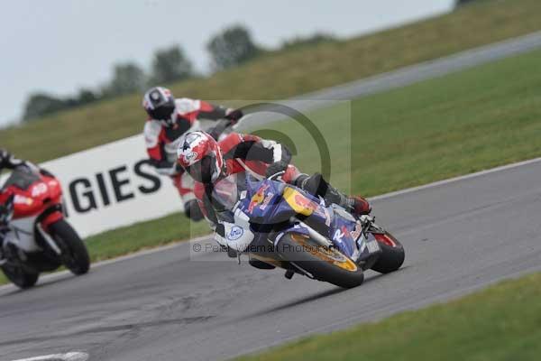 Motorcycle action photographs;Trackday digital images;event digital images;eventdigitalimages;no limits trackday;peter wileman photography;snetterton;snetterton circuit norfolk;snetterton photographs;trackday;trackday photos