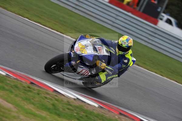Motorcycle action photographs;Trackday digital images;event digital images;eventdigitalimages;no limits trackday;peter wileman photography;snetterton;snetterton circuit norfolk;snetterton photographs;trackday;trackday photos