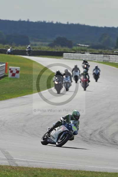 Motorcycle action photographs;Trackday digital images;event digital images;eventdigitalimages;no limits trackday;peter wileman photography;snetterton;snetterton circuit norfolk;snetterton photographs;trackday;trackday photos