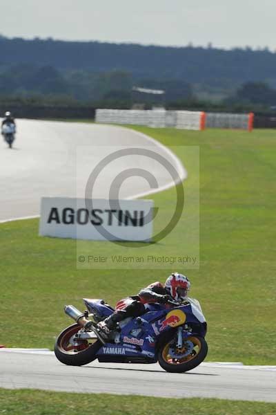 Motorcycle action photographs;Trackday digital images;event digital images;eventdigitalimages;no limits trackday;peter wileman photography;snetterton;snetterton circuit norfolk;snetterton photographs;trackday;trackday photos